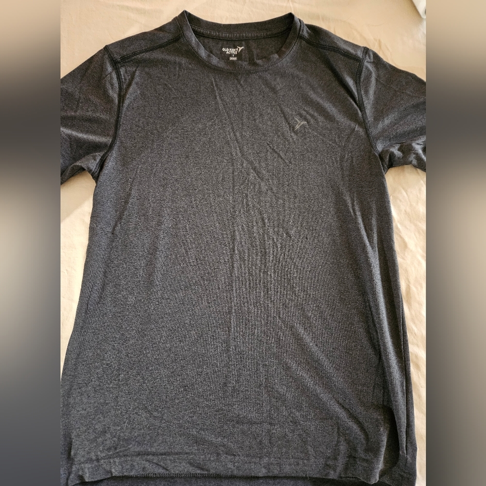Old Navy Mens S Grey Go-Dry Short Sleeve Shirt